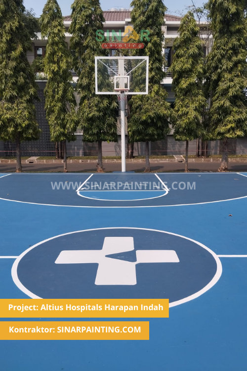 branding cat lapangan dengan logo altius hospital